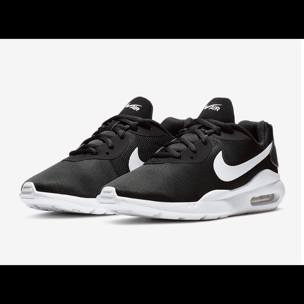 Women’s Nike Air Oketo sneakers